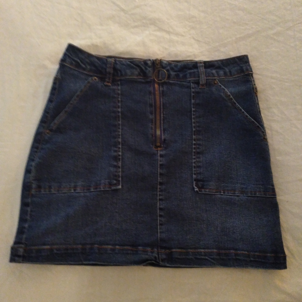 Blue Spice mini skirt